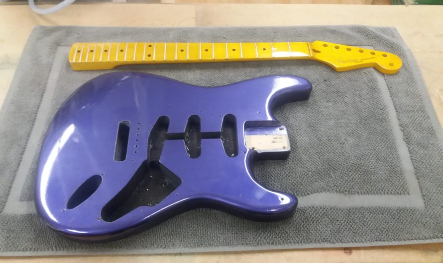Reprise finition guitare Stratocaster « Made in Japan »