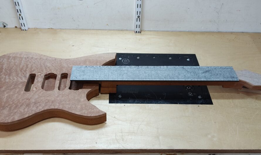 Réalisation d&rsquo;une guitare électrique, modèle MSG6 « Succube »